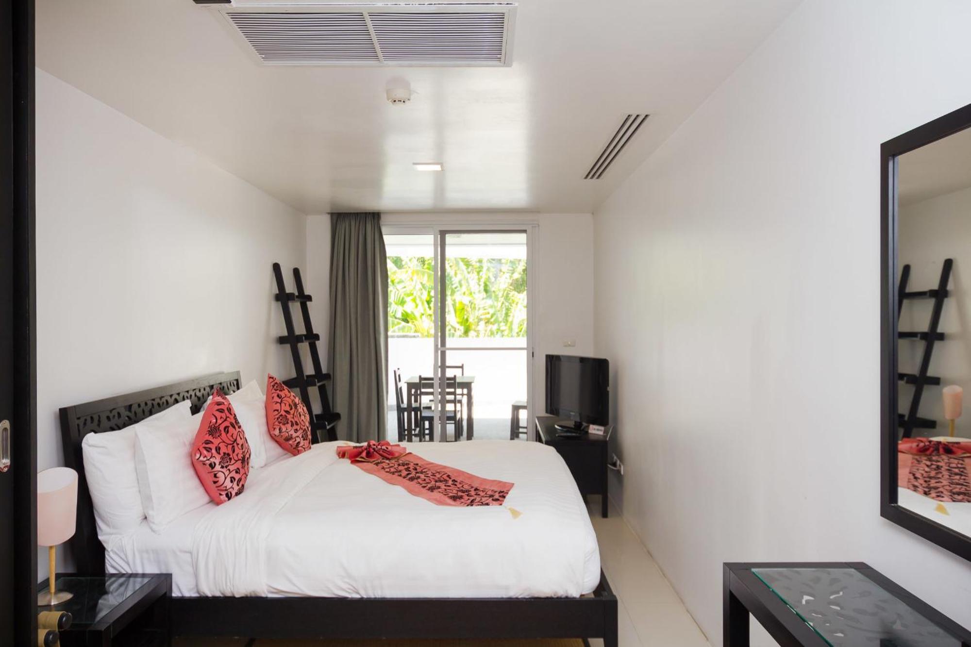 Jirana Patong Villa Rum bild