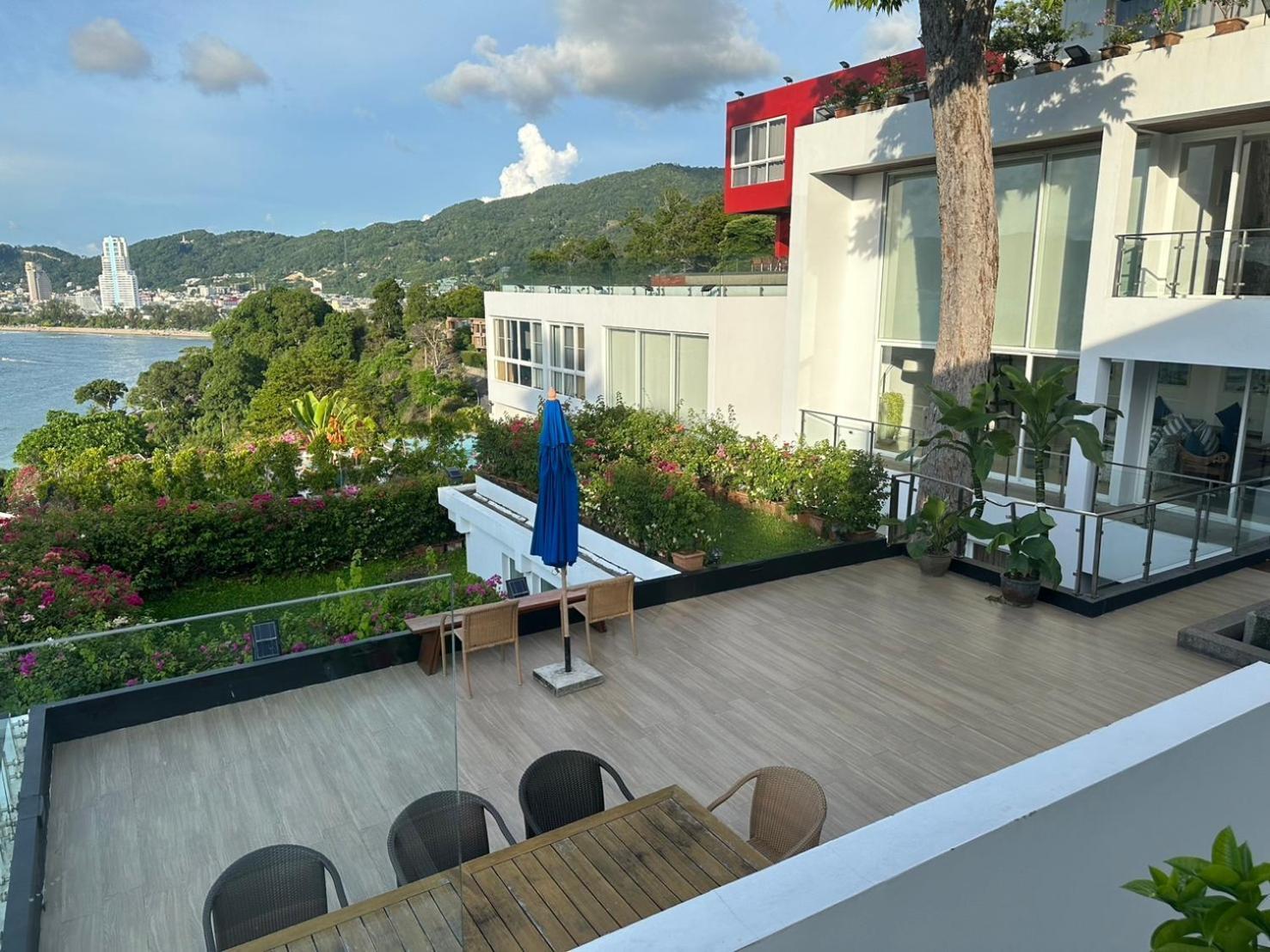 Jirana Patong Villa Exteriör bild
