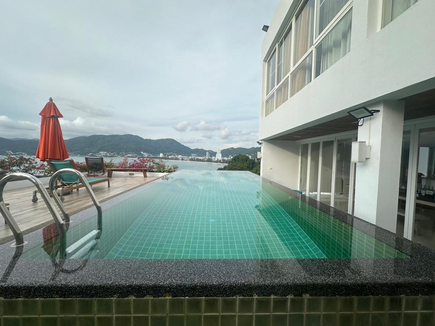 Jirana Patong Villa Exteriör bild